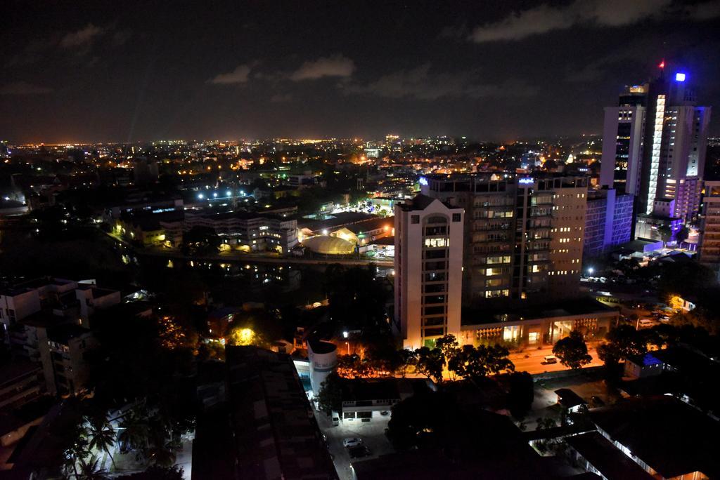Skylounge 2 *